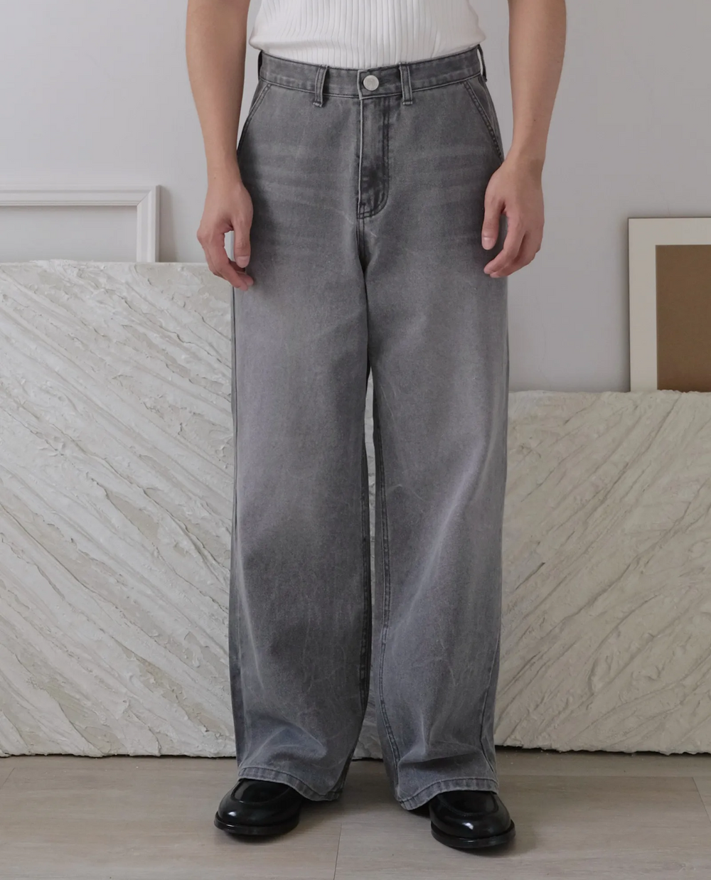 Men's Loose-Fit Jeans | Relaxed Comfort & Effortless Style 2