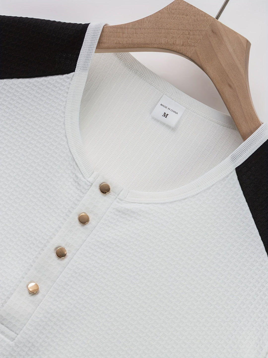 Bowen | Textured Long-Sleeve Henley