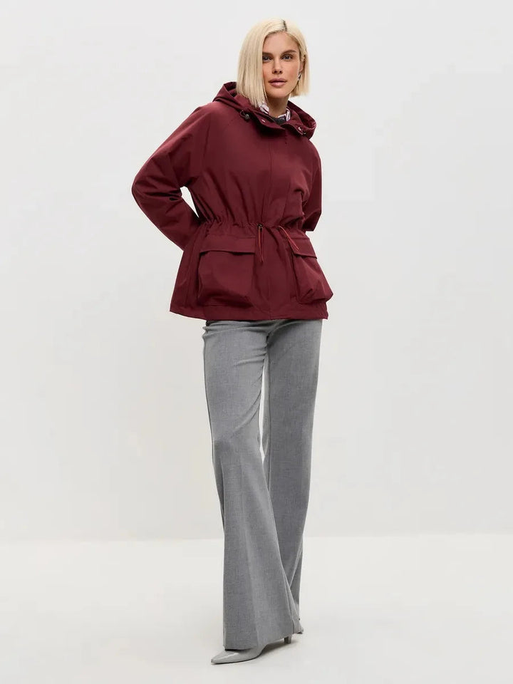 Colleen | Women&