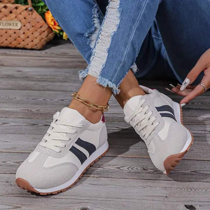Image of Willemina | Dames Sneakers met Veters